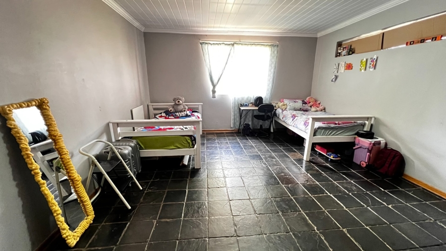 9 Bedroom Property for Sale in Waverley Free State
